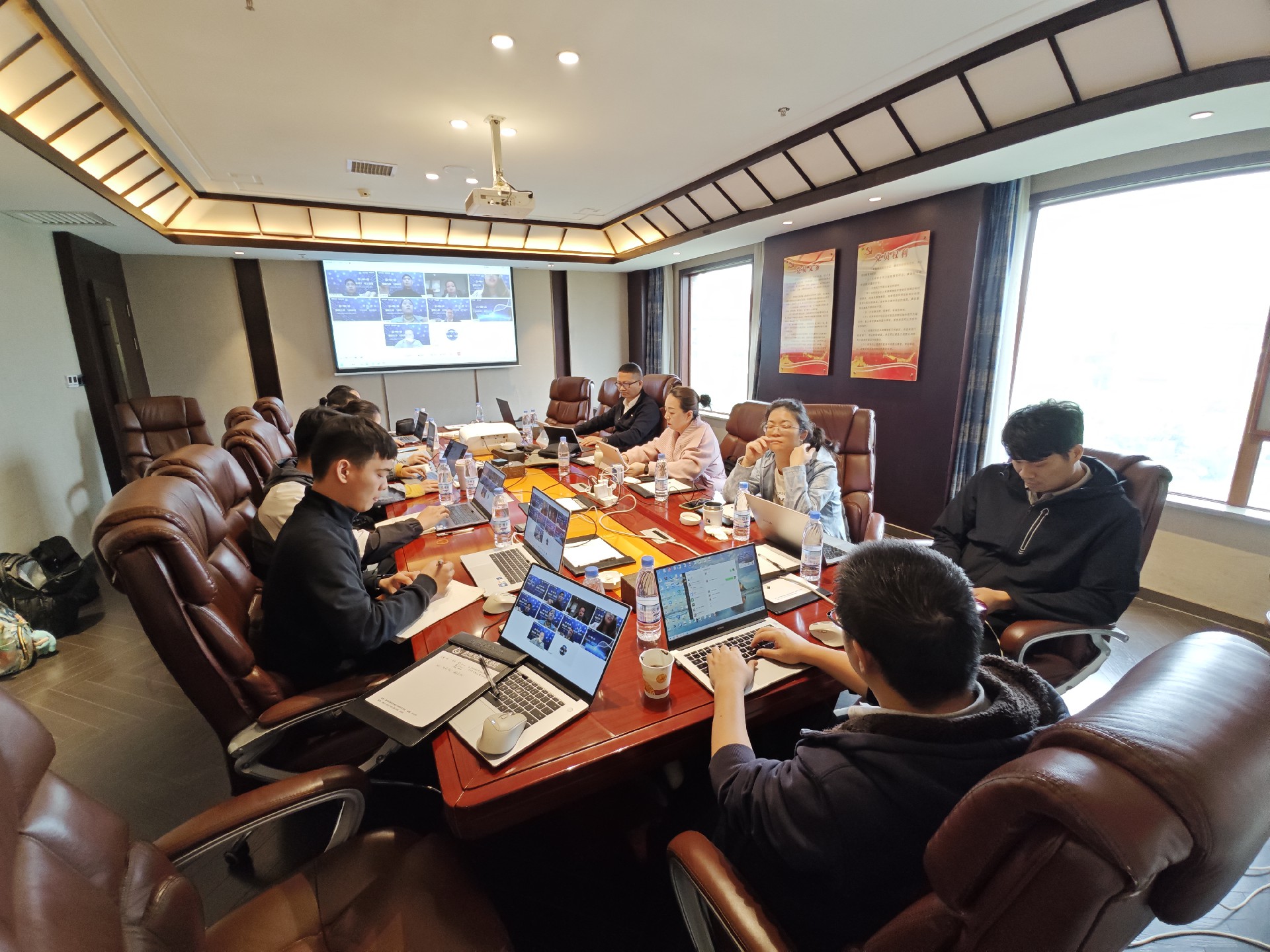 會(huì)議現(xiàn)場2